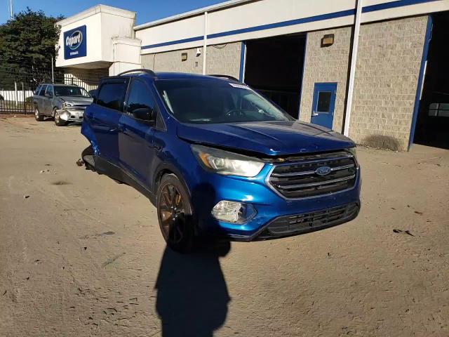 2017 Ford Escape Se VIN: 1FMCU0GD6HUA02555 Lot: 76085634