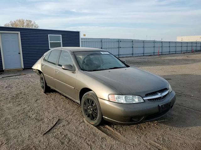 2001 Nissan Altima - Image 11