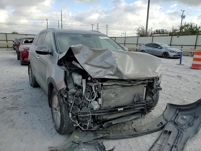 2016 Kia Sorento - Image 12