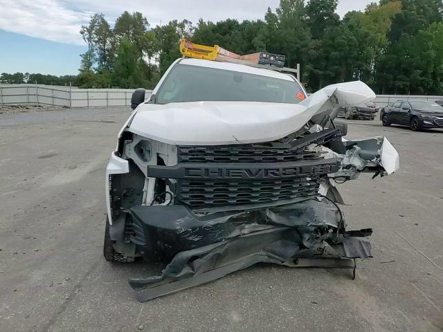 2019 Chevrolet Silverado - Image 11