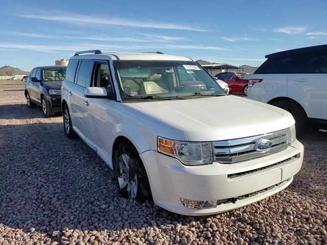 2011 Ford Flex - Image 12