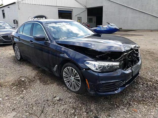 WBAJA7C55KG910199 2019 BMW 530 Xi