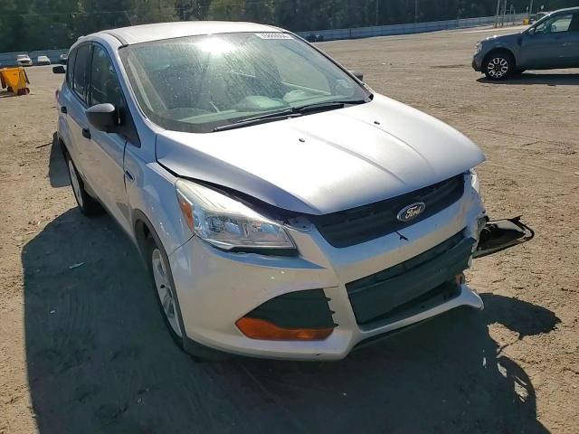 2016 Ford Escape S VIN: 1FMCU0F78GUC51207 Lot: 76880004