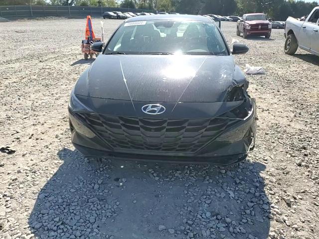 2021 Hyundai Elantra - Image 10
