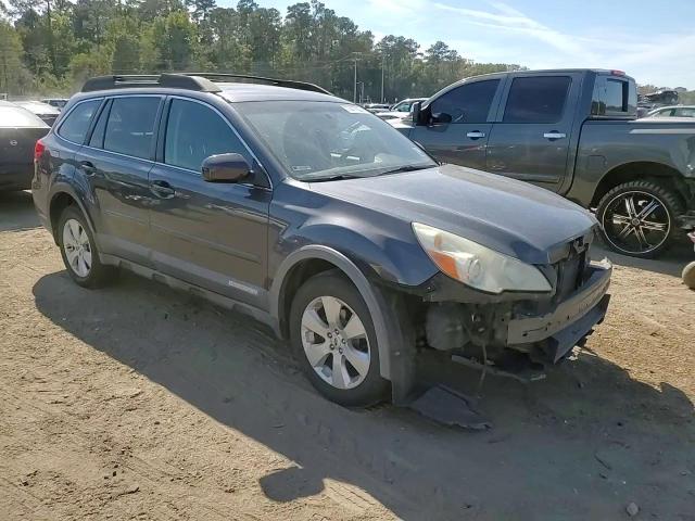 2012 Subaru Outback - Image 11