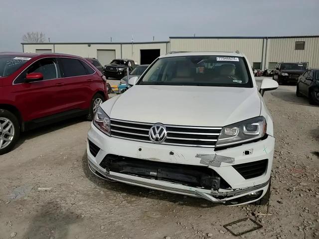 2016 Volkswagen Touareg Sport VIN: WVGEF9BP0GD012375 Lot: 77946624