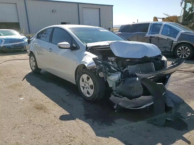 2018 Kia Forte Lx VIN: 3KPFL4A70JE213186 Lot: 74349284