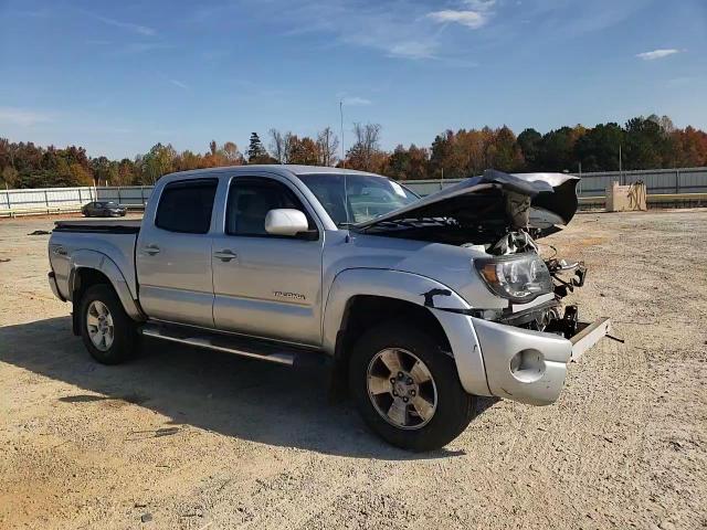 2010 Toyota Tacoma - Image 10