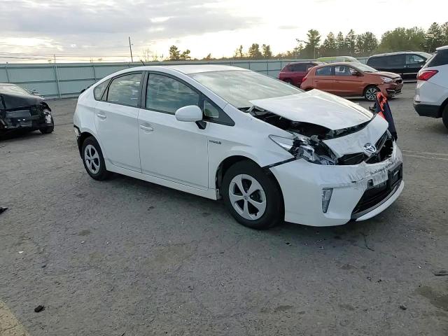 2013 Toyota Prius - Image 11