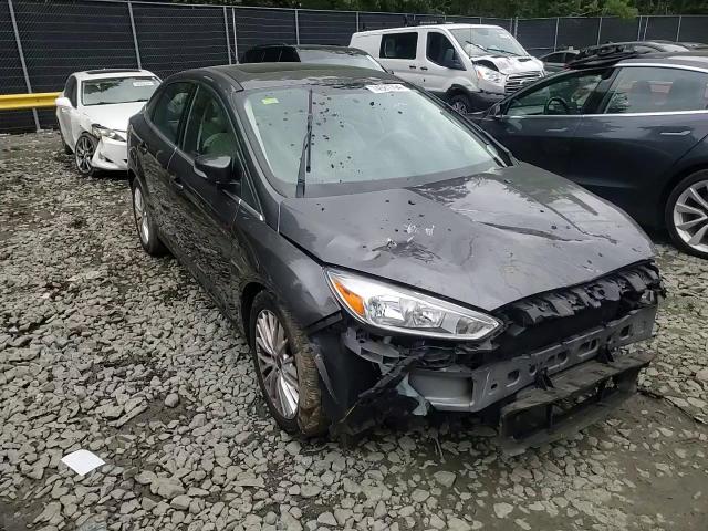 2018 Ford Focus - Image 11