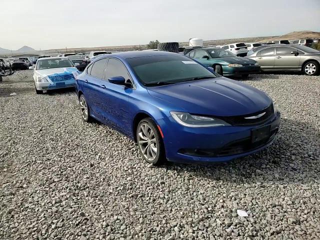 2015 Chrysler 200 - Image 13