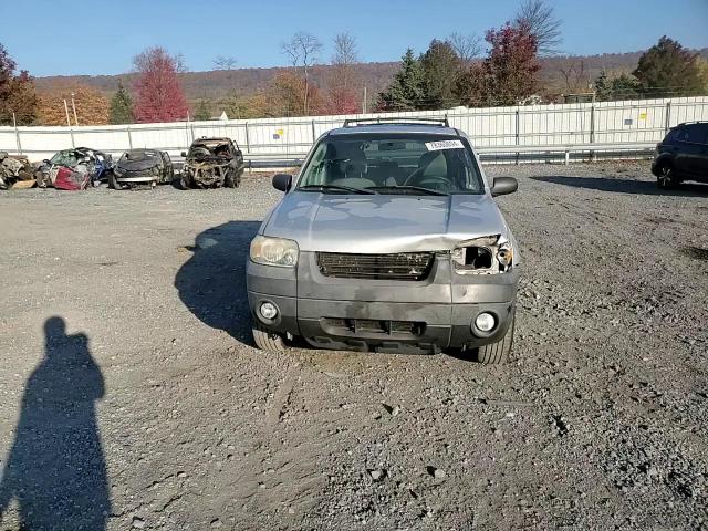 2007 Ford Escape - Image 10