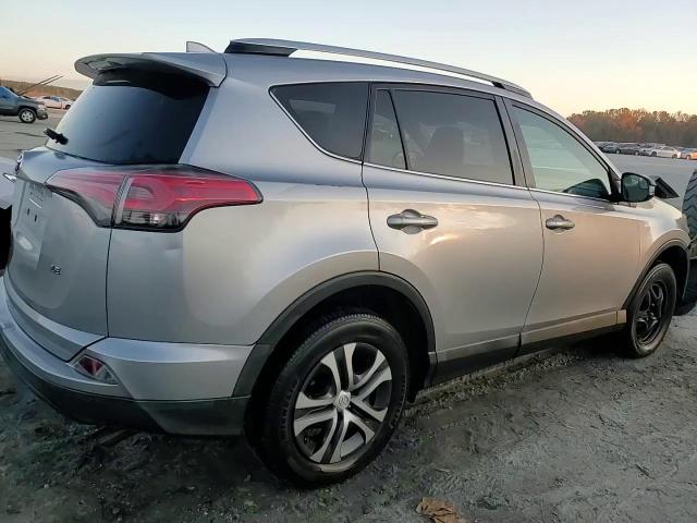 2016 Toyota RAV 4 - Image 15