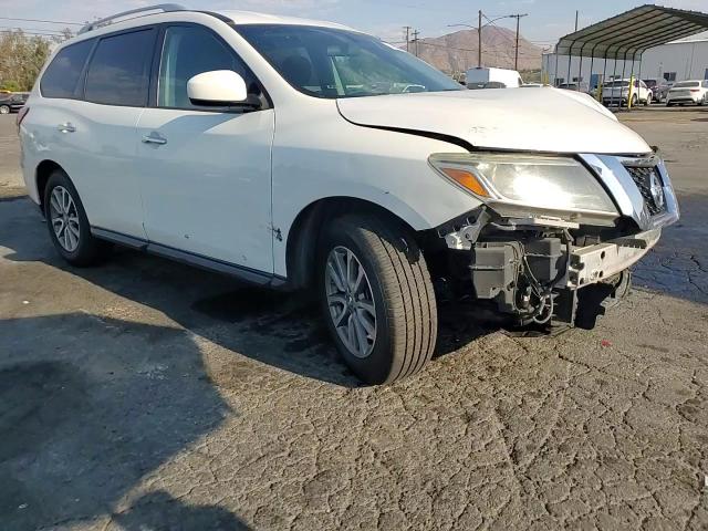 2014 Nissan Pathfinder S VIN: 5N1AR2MN8EC621001 Lot: 74142894