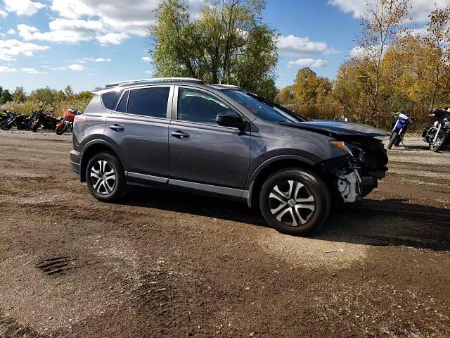 2017 Toyota Rav4 Le VIN: JTMBFREV6HJ136820 Lot: 76732254