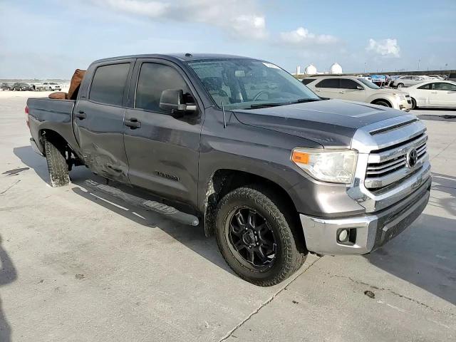 2017 Toyota Tundra Crewmax Sr5 VIN: 5TFEM5F17HX115477 Lot: 78644634