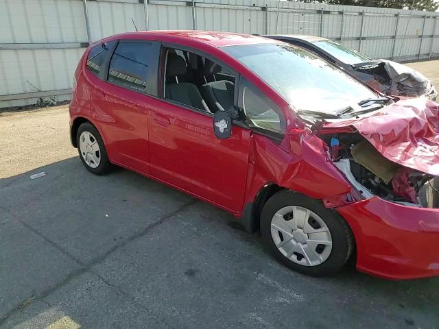 2013 Honda Fit VIN: JHMGE8H38DC082673 Lot: 77756424