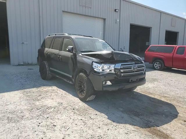 2018 Toyota Land Cruiser VIN: JTMCY7AJ3J4062234 Lot: 77904944