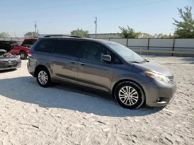 2014 Toyota Sienna Xle VIN: 5TDYK3DCXES452609 Lot: 73501934