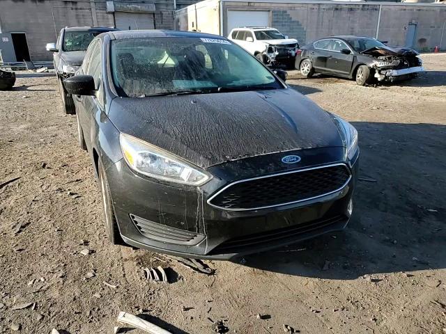 2018 Ford Focus Se VIN: 1FADP3K20JL315562 Lot: 77825614