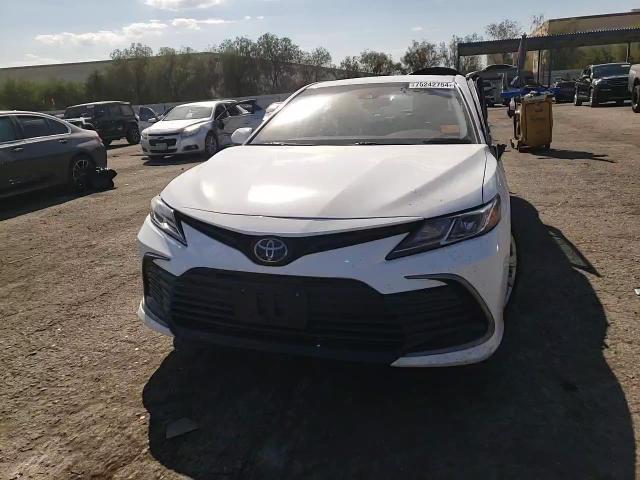 4T1C11AK7NU663822 2022 Toyota Camry Le