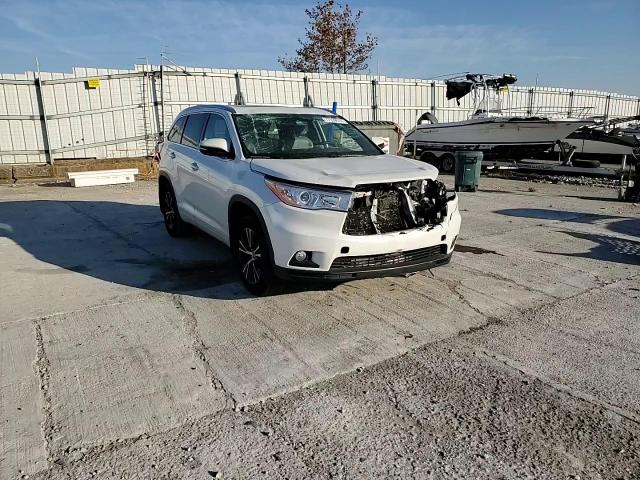 2016 Toyota Highlander Xle VIN: 5TDJKRFH9GS287054 Lot: 77339574