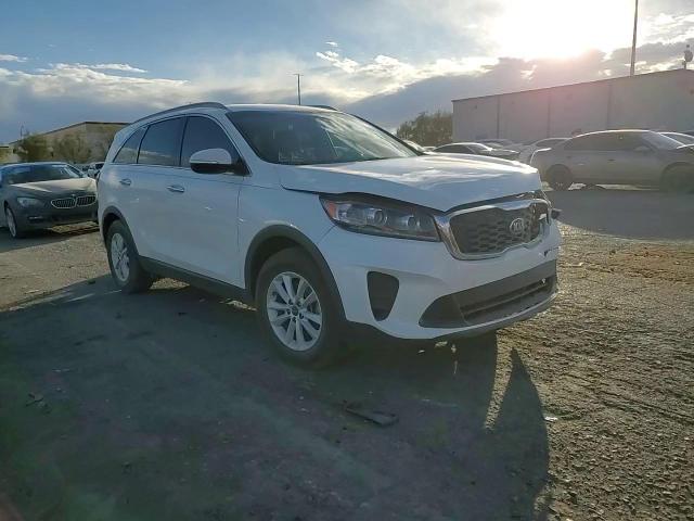 2019 Kia Sorento - Image 14