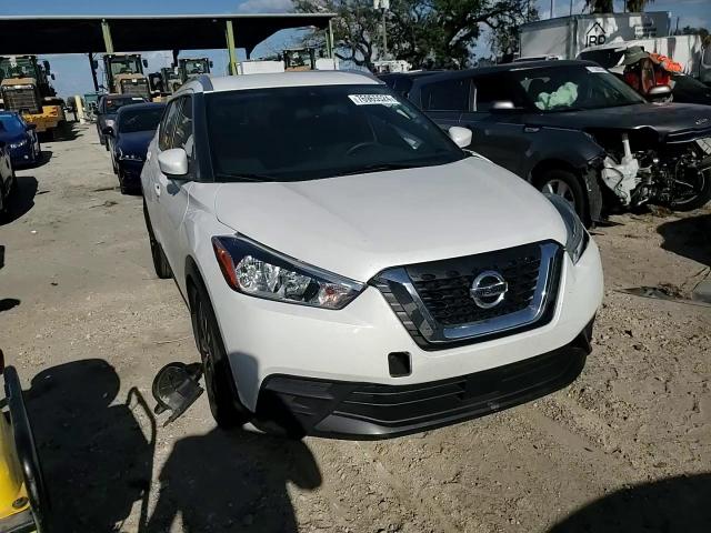 2020 Nissan Kicks Sv VIN: 3N1CP5CV3LL555323 Lot: 76965524