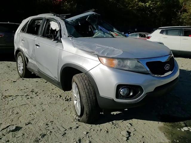 2011 Kia Sorento - Image 12