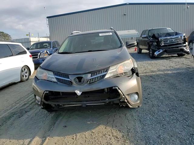 JTMRFREV3FD167033 2015 Toyota Rav4 Xle