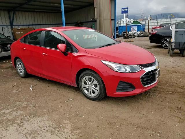 2019 Chevrolet Cruze - Image 11