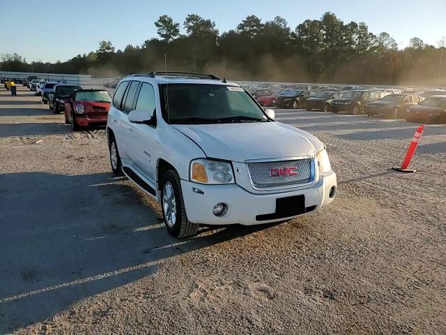 2009 GMC Envoy - Image 11