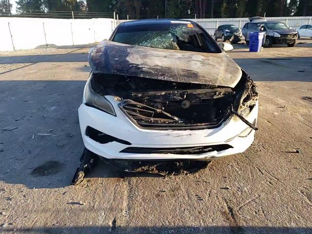 2015 Hyundai Sonata - Image 11