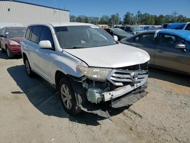 2011 Toyota Highlander Base VIN: 5TDZK3EH7BS037645 Lot: 76036484