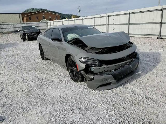 2017 Dodge Charger - Image 11