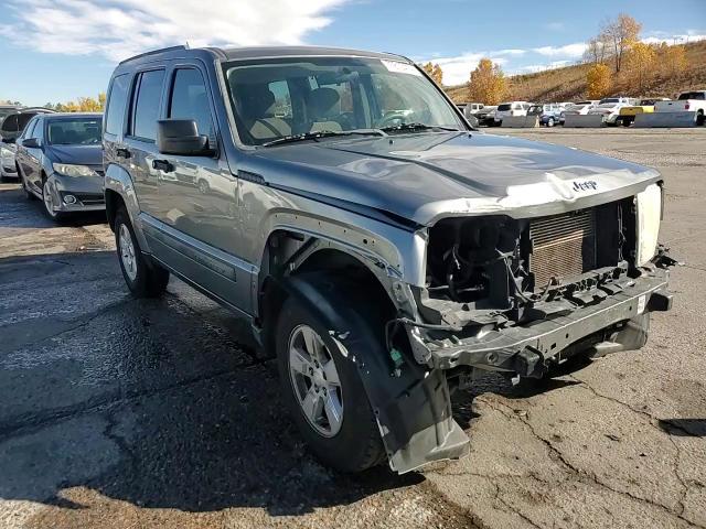 2012 Jeep Liberty (North America) - Image 15