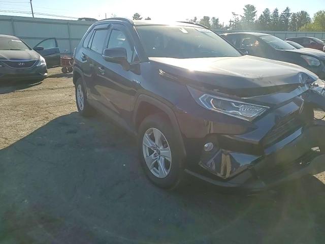 JTMRWRFV3KD033308 2019 Toyota Rav4 Xle