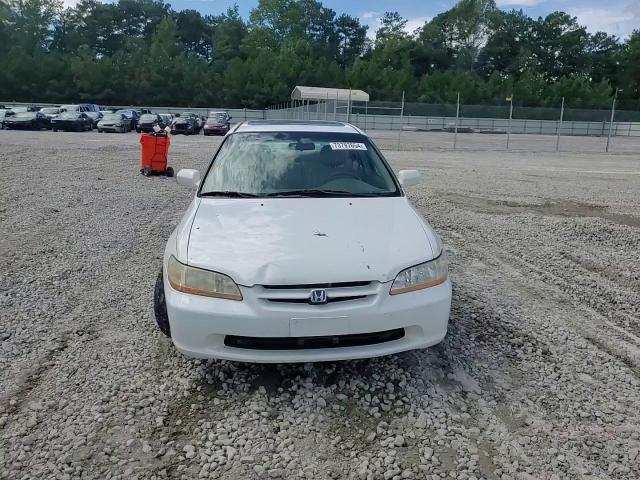 1HGCG1659WA038042 1998 Honda Accord Ex