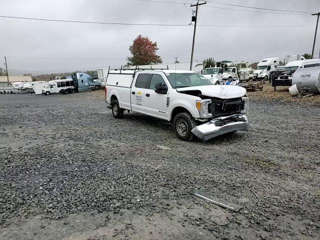 2017 Ford F250 - Image 11