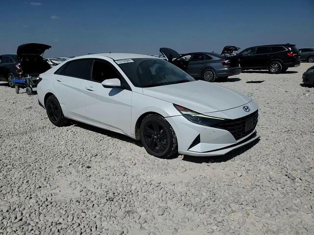 5NPLM4AG2MH007268 2021 Hyundai Elantra Sel