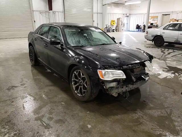 2013 Chrysler 300 - Image 11