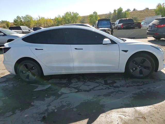 5YJ3E1EB8NF315619 2022 Tesla Model 3