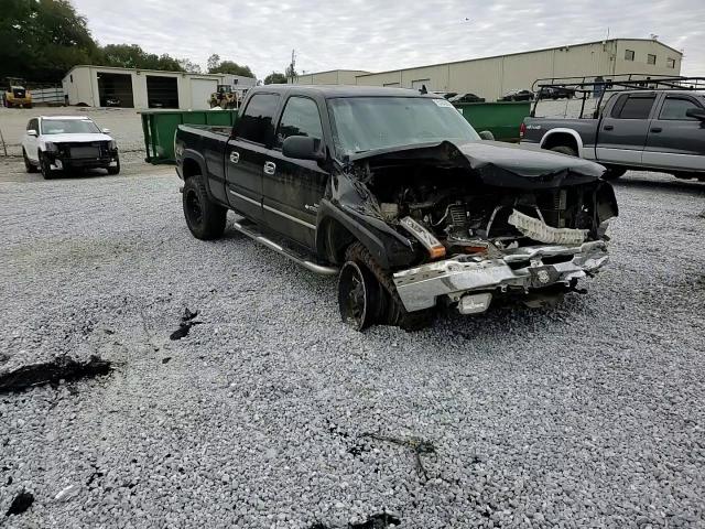 2006 Chevrolet Silverado K2500 Heavy Duty VIN: 1GCHK23D86F156087 Lot: 75703994