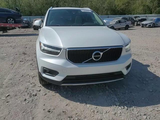 2021 Volvo Xc40 T5 Momentum VIN: YV4162UKXM2457917 Lot: 75204004