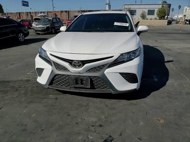 2018 Toyota Camry - Image 11