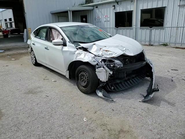 2015 Nissan Sentra - Image 11