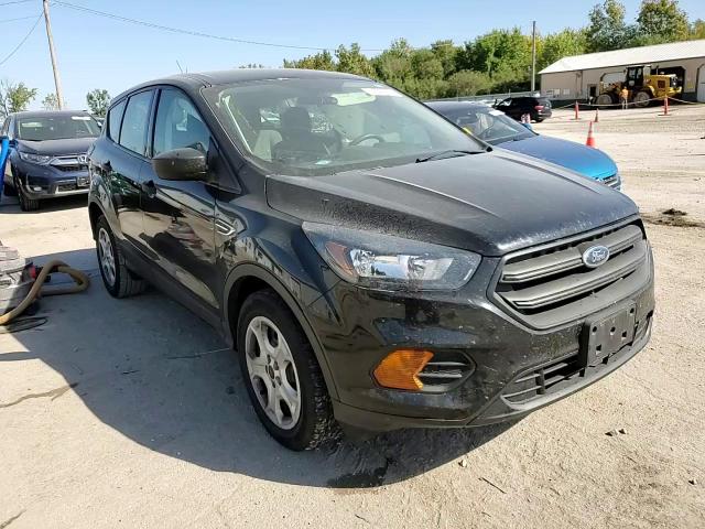 1FMCU0F78JUC45608 2018 Ford Escape S