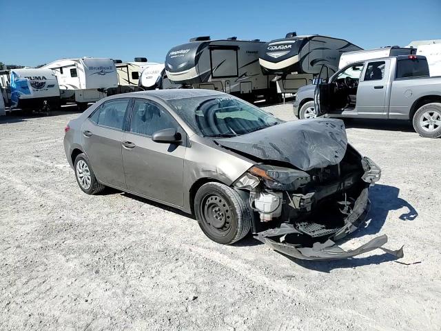 2017 Toyota Corolla L VIN: 5YFBURHE8HP636247 Lot: 77459544