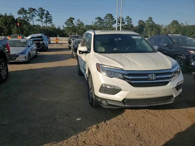 2018 Honda Pilot Touring VIN: 5FNYF5H99JB002527 Lot: 75761694