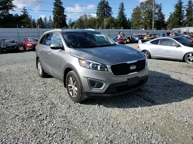 2016 Kia Sorento - Image 12